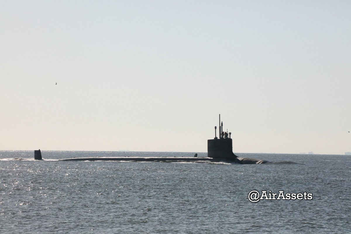 Future USS New Jersey (SSN 796) Virginia-class Block IV nuclear attack submarine coming into Newport News, Virginia - April 23, 2024 #ussnewjersey #ssn796 SRC: @AirAssets