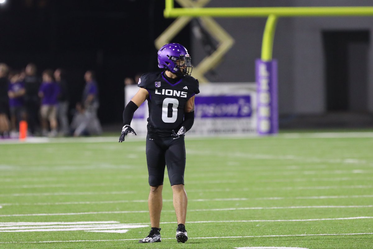 Thank you @OCCoachJack and @MiltonEagles_FB for having @UNAFootball on campus.. Home of @DakotaWarfield #PurpleSwarm