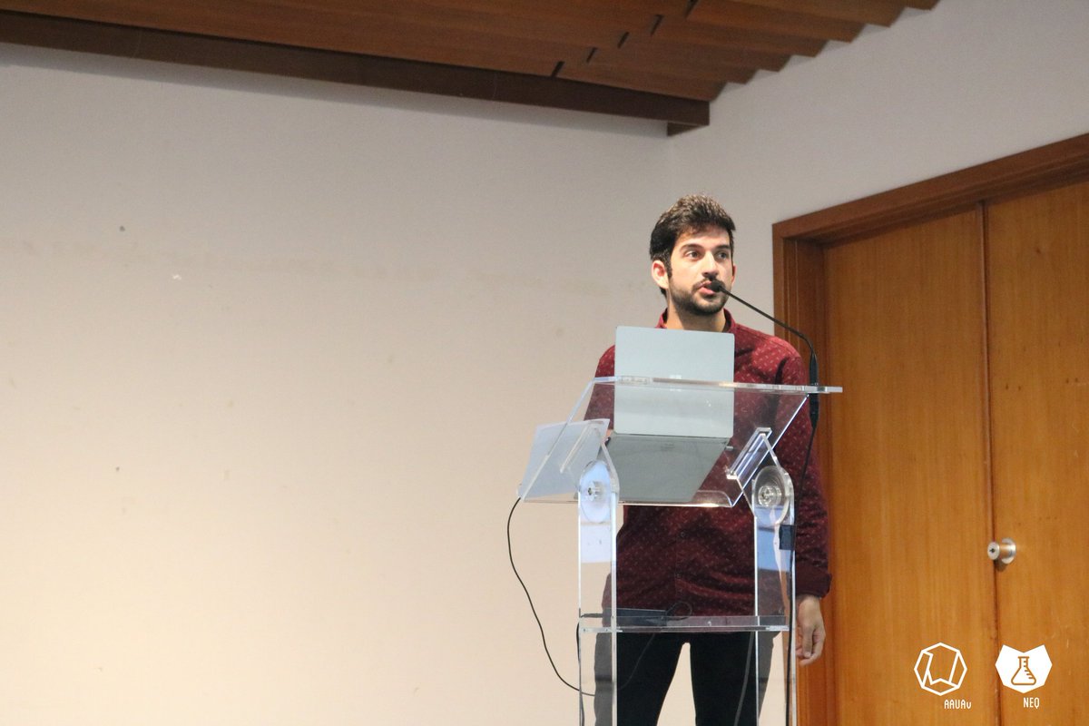 ivotte16's tweet photo. On April 10th, I had the opportunity to share my work, during the 15th Edtion of Biochemistry Day at Aveiro's University "HISTONE DEACETYLASE INHIBITION – UNVEILING THE POTENTIAL OF NITROAROMATIC COMPOUNDS" and received a honor mention for my presentation🌳 https://t.co/OcExw6sdA4