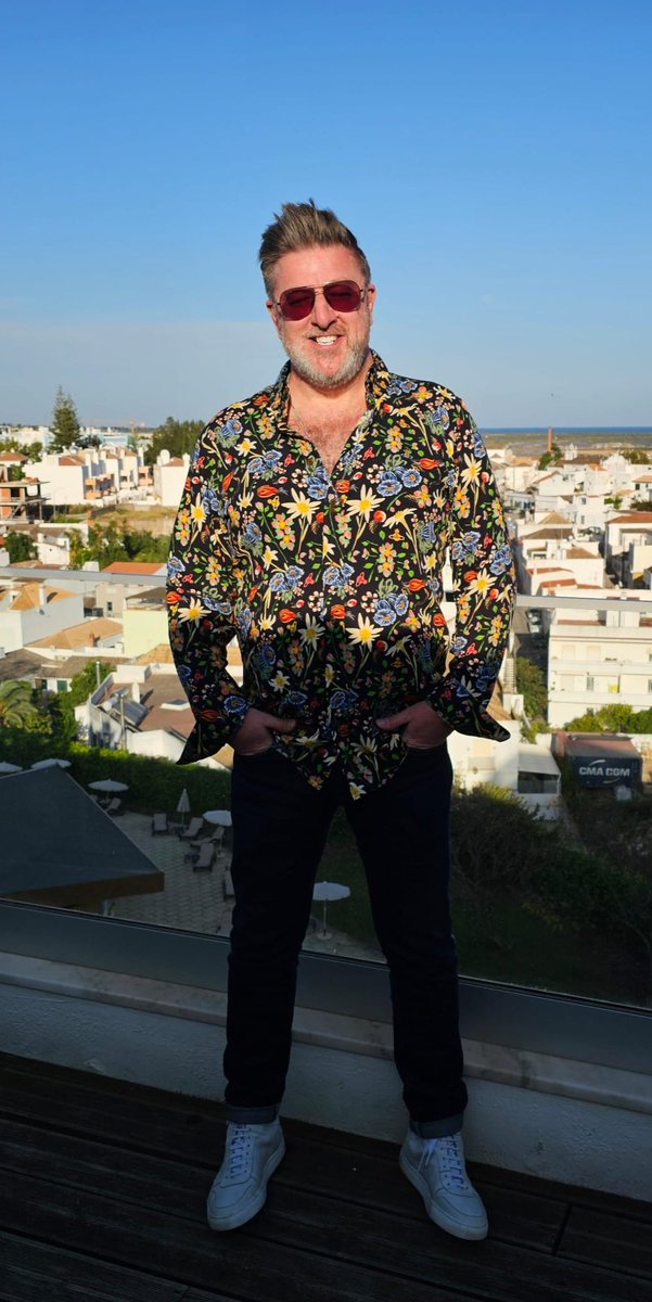 Andyfry777's tweet photo. A few days in Portugal,  just what the Dr ordered! Birthday and Anniversary celebrations 🍾 💕 https://t.co/RB7pGX6tPP