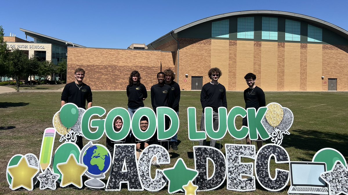 Good luck to our amazing THS AcDec Team traveling to Nationals in Pittsburgh!! We see all your hard work… now go show the nation what Taylor is all about!