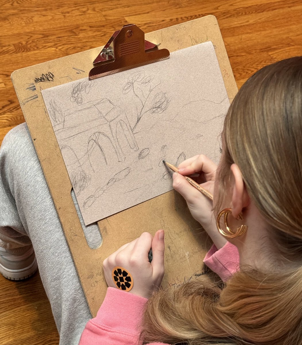 We had a great day at the <a href="/NatGalleryCan/">National Gallery of Canada</a>! Students spent the day learning about various artists and their work. They also participated in a sketching session where they created their own art inspired by techniques artists in the galleries use. <a href="/MrsKDiGaetano/">Kathryn DiGaetano (she/her)</a> #SFXFocus <a href="/StFXOCSB/">St. Francis Xavier High School</a>