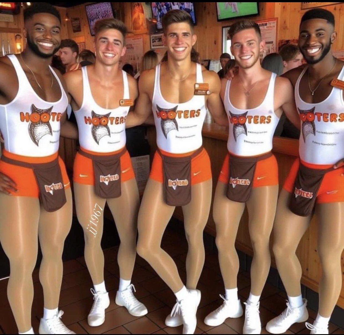 Hooters has updated their staff policies to be more gender accepting.