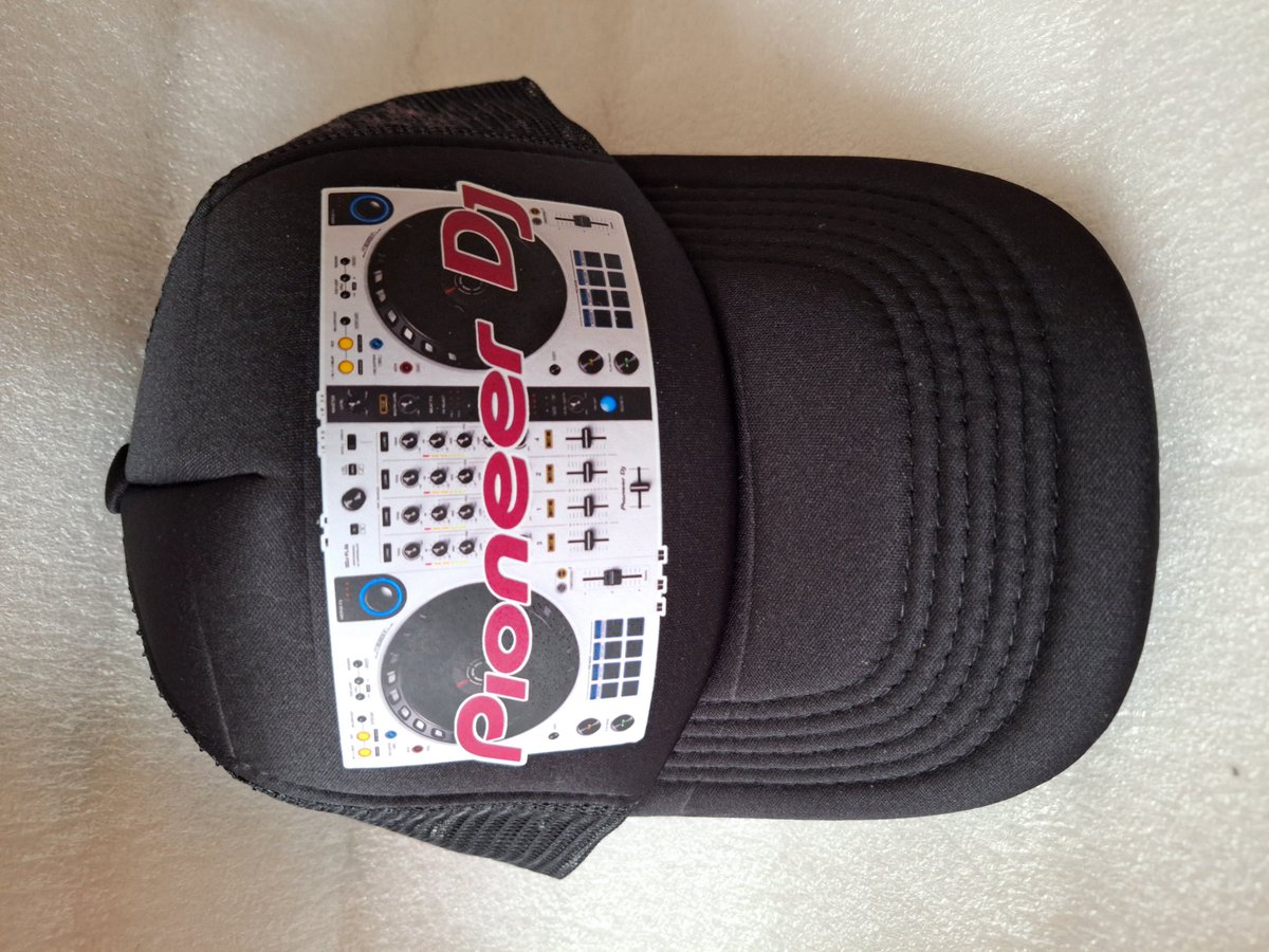 DCOurban's tweet photo. Llegaron ⚠️⚠️⚠️
Gorras camioneras en malla
Ajuste plástico 
Logo en DTF full color 
Diseños EXCLUSIVOS 👋
20 unidades disponibles 
$30.000 💸💸💸
Whatsapp 099 588 4749 
Giovanny Martinez Trujillo https://t.co/raqTxi8E0V