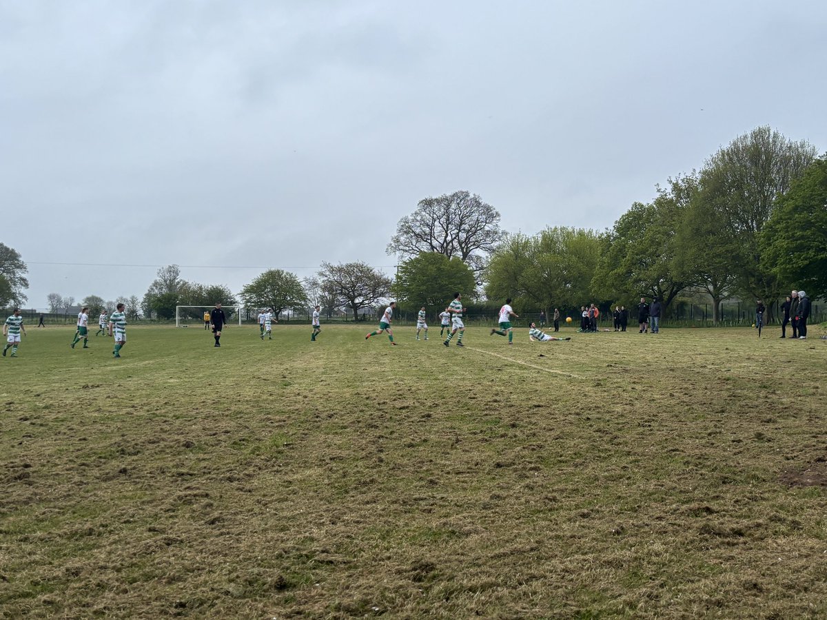 Game 114 of the 2023/24 season
🗓️22/04/2024
🏆@_summer_league 
🏟️Cae'r Ysgol (7th visit) 
🏴󠁧󠁢󠁷󠁬󠁳󠁿Llanrhaeadr, Wales
⏰18:45 🎟️Free

⚽️@LlanrhaeadrFcSL - 5
⚽️@henllanfc - 1

Match Number: 228
#welshfootball