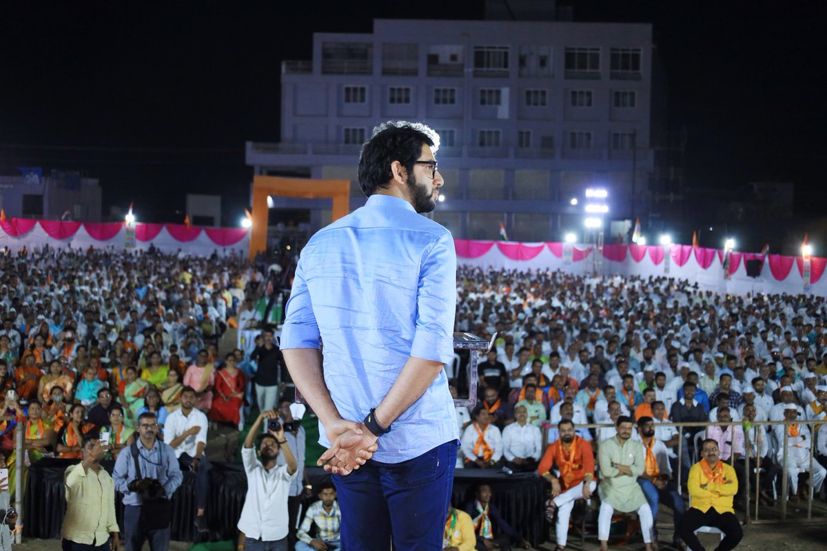 AUThackeray tweet picture