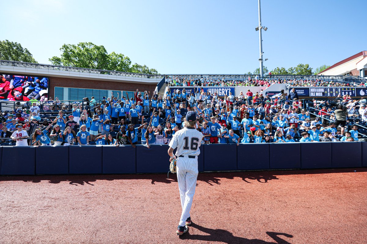 OleMissSports tweet picture