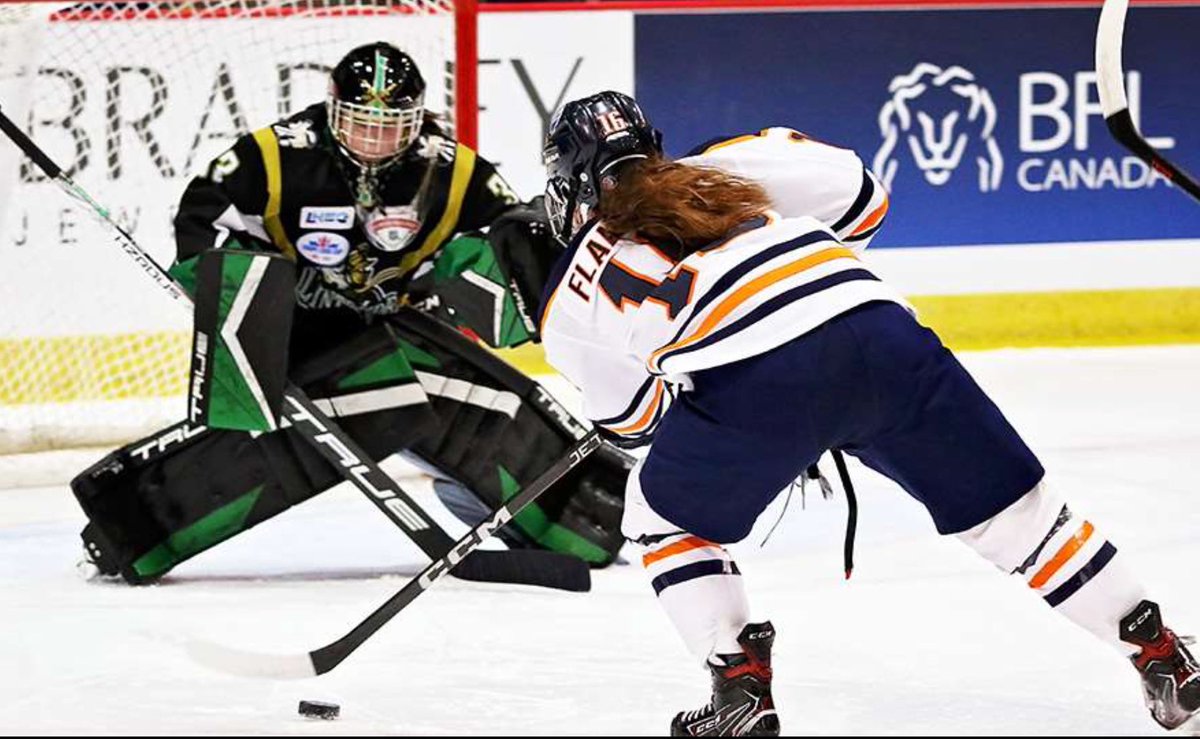 HuskieWHKY's tweet photo. Good luck to two future Huskies who are taking part in the Esso Cup National Championships this week in Vernon, BC. Avery Gottselig (D) and the Regina Rebels will take on Aeryn Flanagan (F) and the Edmonton Jr. Oilers tonight in tournament action. Best of luck ladies! https://t.co/8qPA86CMR8