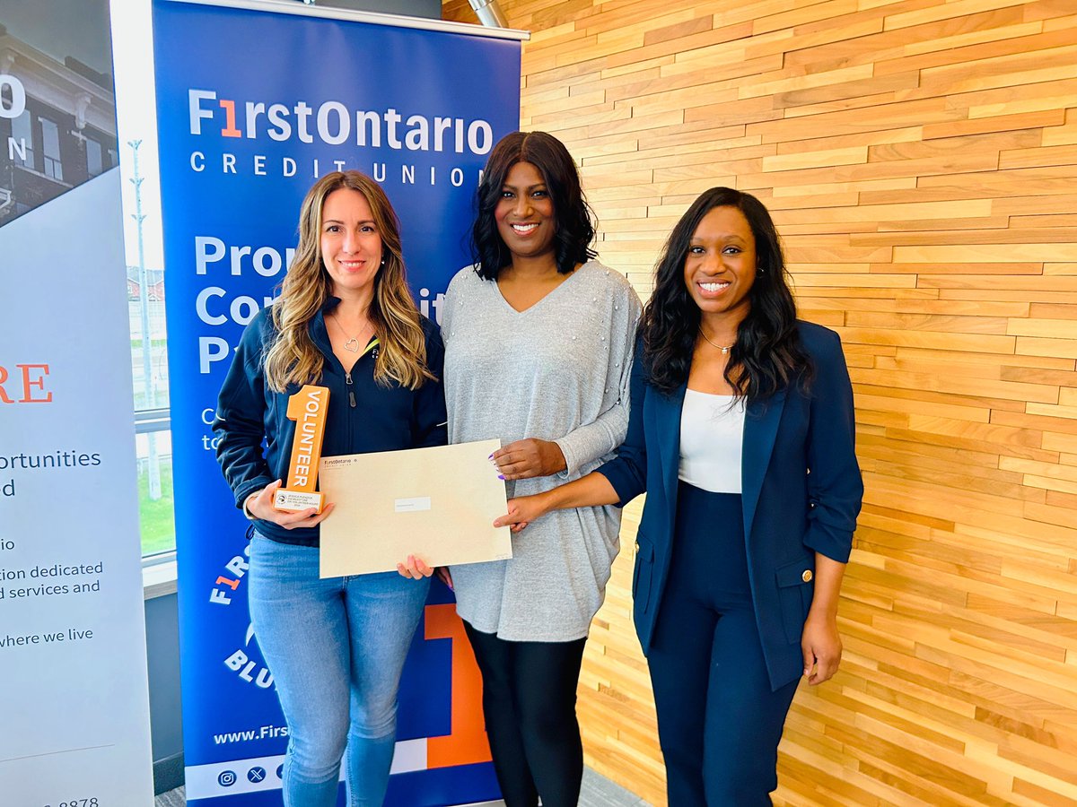 endoevents's tweet photo. We attended a recognition event by @FirstOntarioCU #BlueWave. Many employees, who volunteered their personal time, were able to donate to charities of their choice. Thank you to Jessica for choosing @endoevents. We are honoured! congratulations on your award! #endometriosis https://t.co/cY3HdTqosC