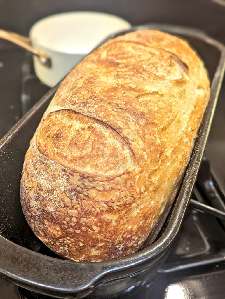 Landed in Newark at 930am.  #sourdough bread out of the oven already. I have no chill. 😆🤣

(For my sourdough friends, I half baked a loaf before I left, froze it, took it out when I got home and defrosted it.  15-20 mins @ 475 🤌🏼😉)