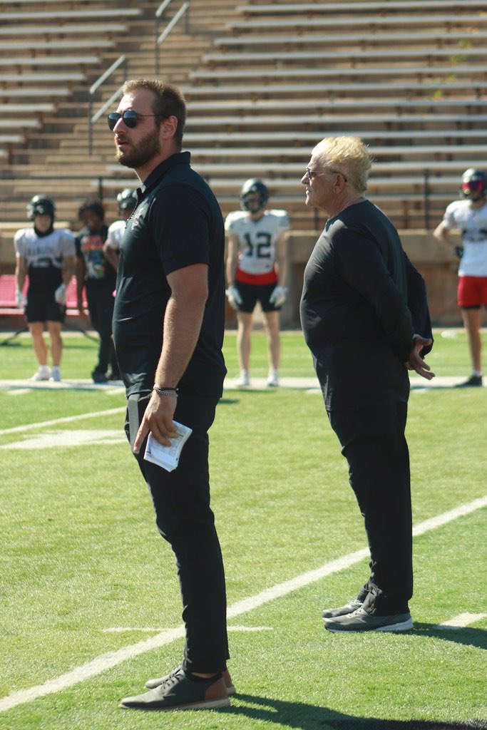 Coach_RivWalker's tweet photo. FOOTBALL IS NOT A JOB IT’S A LIFESTYLE!!! #RRR #QBU https://t.co/aAxiGnCkYO