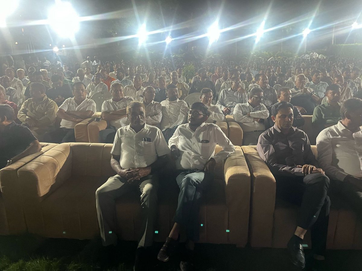 Delighted to interact with an enthusiastic & energetic gathering at a Sneh Milan organised in Rajkot by industrialists & business persons from Porbandar to support my friend & colleague Dr @mansukhmandviya Ji who is the popular BJP Candidate from Porbandar.  Tremendous