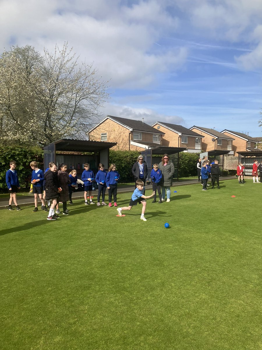 An amazing morning at St Paul’s Bowling Club for the first of three South Ribble Bowling Competitions. Well done to all schools who attended and Higher Walton Primary School who came out winners 🏆😁👏 #teamsouthribble