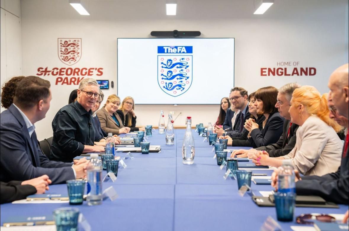 Happy St George's Day. Today is a great opportunity to celebrate our country's achievements and diversity. Hugely proud to have the Shadow Cabinet at St George’s Park yesterday. A Labour government would widen access to PE so every child can be active at school.