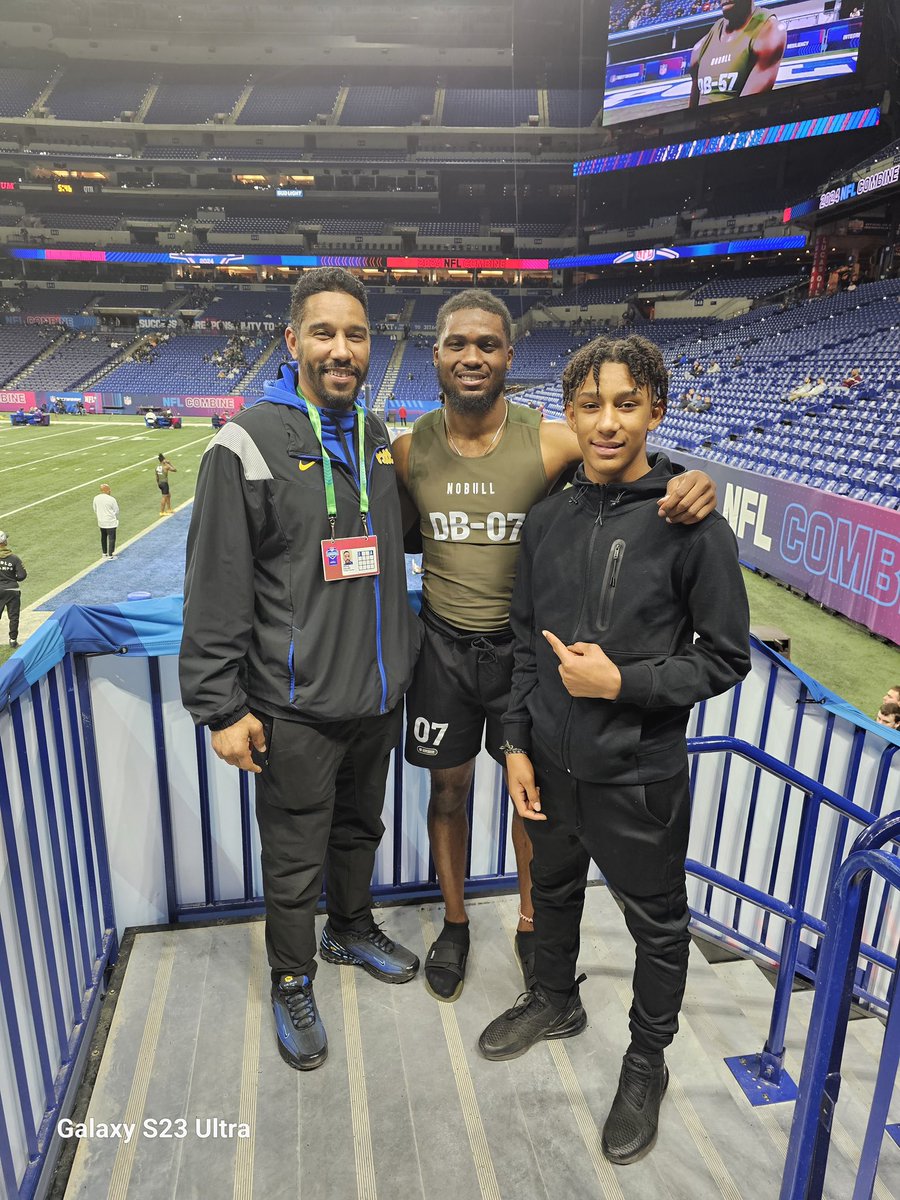 Coach Collins (@archiecollins_) on Twitter photo Path To The Draft
Pitt is Top 5 in the country with DBs drafted in the last 6 years.
Good luck to these 3 HOUNDZ this weekend as they look to turn their dreams into reality! Very proud and excited! <a href="/Mjdevonshirejr/">Marlin Jr❇️</a> <a href="/AjWoods09/">AW25♨️</a> <a href="/wiliamsisland14/">Marquis Williams</a>
Pitt ➡️ NFL
#HOUNDZ #H2P Path To The Draft
Pitt is Top 5 in the country with DBs drafted in the last 6 years.
Good luck to these 3 HOUNDZ this weekend as they look to turn their dreams into reality! Very proud and excited! <a href="/Mjdevonshirejr/">Marlin Jr❇️</a> <a href="/AjWoods09/">AW25♨️</a> <a href="/wiliamsisland14/">Marquis Williams</a>
Pitt ➡️ NFL
#HOUNDZ #H2P
