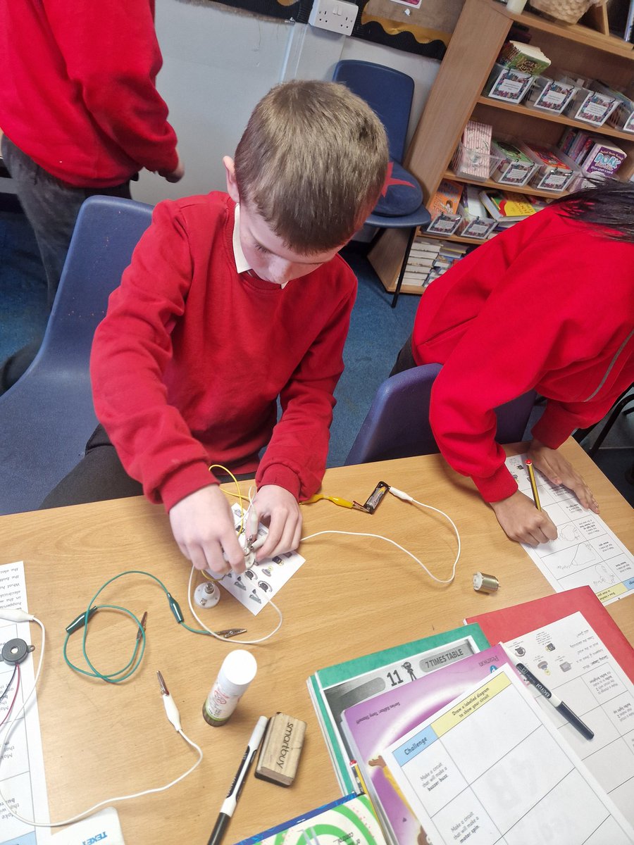 How do you make a simple circuit? What are the different components and what do they do?