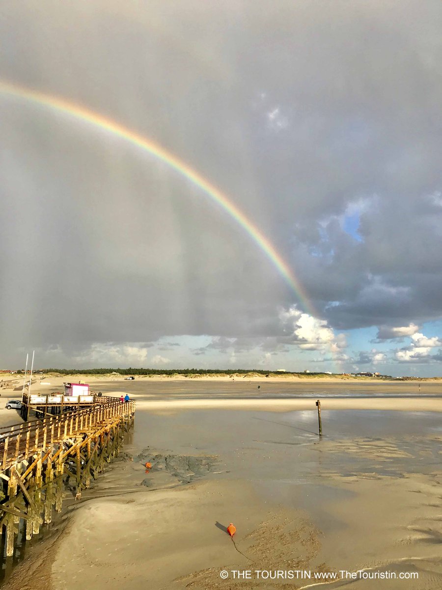 A5 On the North Sea coast of the Netherlands, Germany, and Denmark is the largest Wadden Sea in the world. #trlt It is UNESCO heritage listed. All three countries have placed their part of the in total approximately 10,000 square kilometres of Wadden Sea under protection.