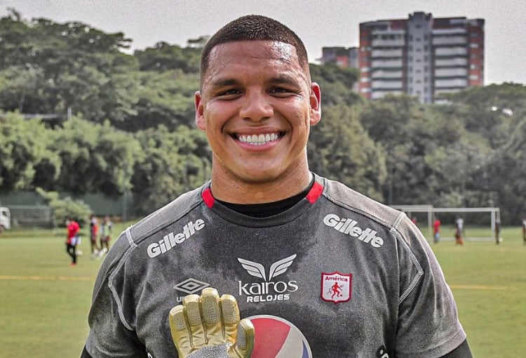 elcaspaleandro's tweet photo. Quieren que continue Graterol?
SI: RT
NO: ❤️ https://t.co/W5EQM8hxAy