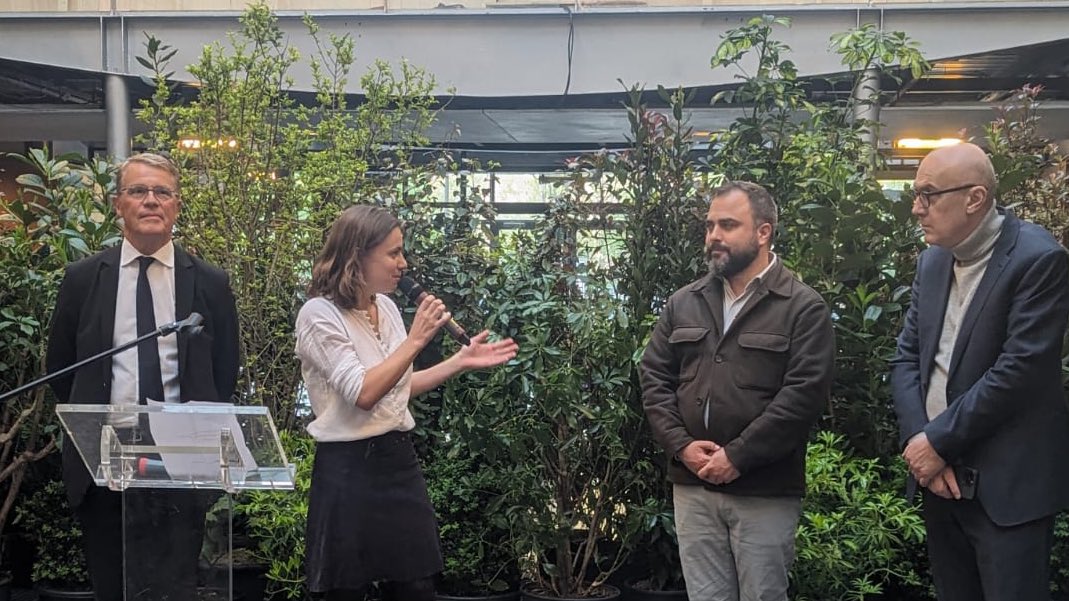 L’exposition Natures Urbaines au @PavillonArsenal présente la longue histoire du développement de la nature en ville. Parce que la Nature doit aussi avoir le droit à de grands projets, nous prévoyons d’ouvrir au public 300 hectares de parcs et jardins d’ici 2040.