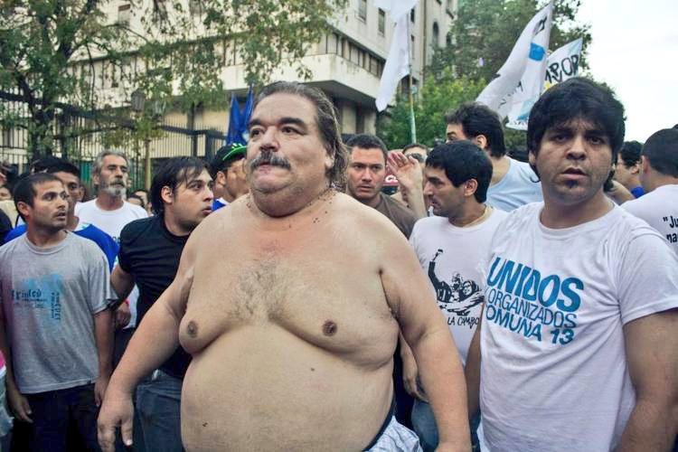 AHÍ VIENEN LOS ESTUDIANTES

BUENO USEN LA IMAGINACIÓN

#MarchaUniversitaria #23ATodosALasCalles
