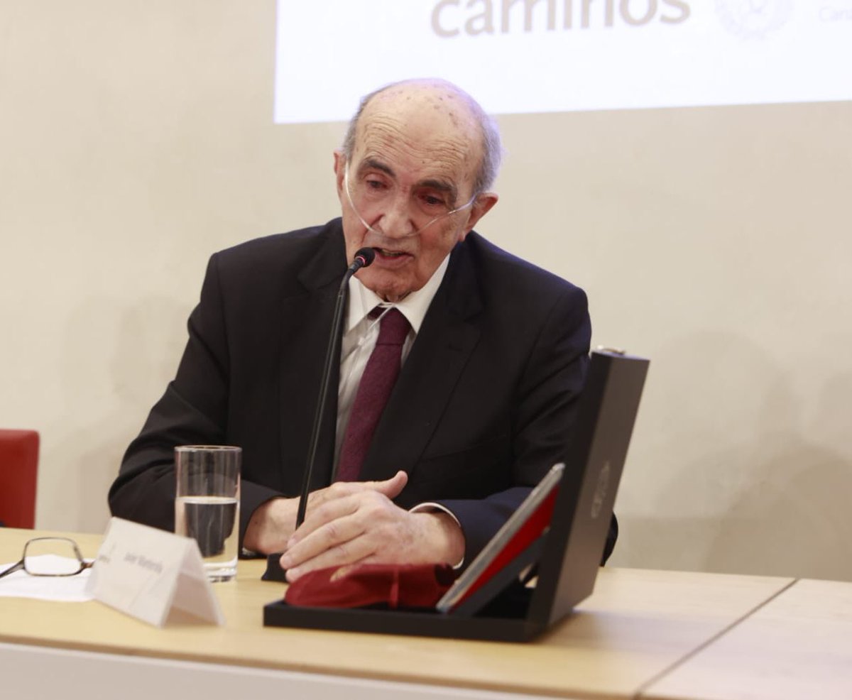 Colegiocaminos's tweet photo. “Estoy muy orgulloso de ser ingeniero de caminos y amo mi profesión”.

Javier Manterola dixit.
Colegiado de Honor 2024 https://t.co/rF1WtDQWIU