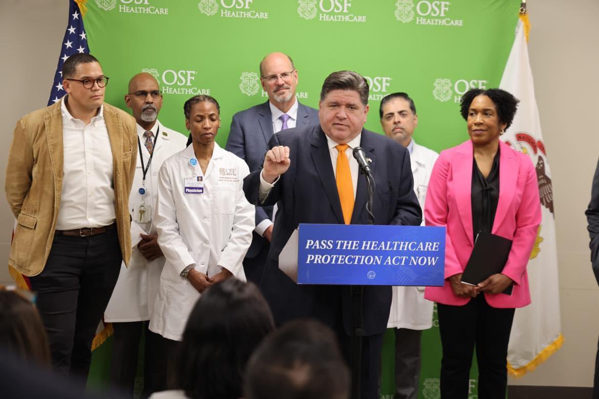 GovPritzker tweet picture