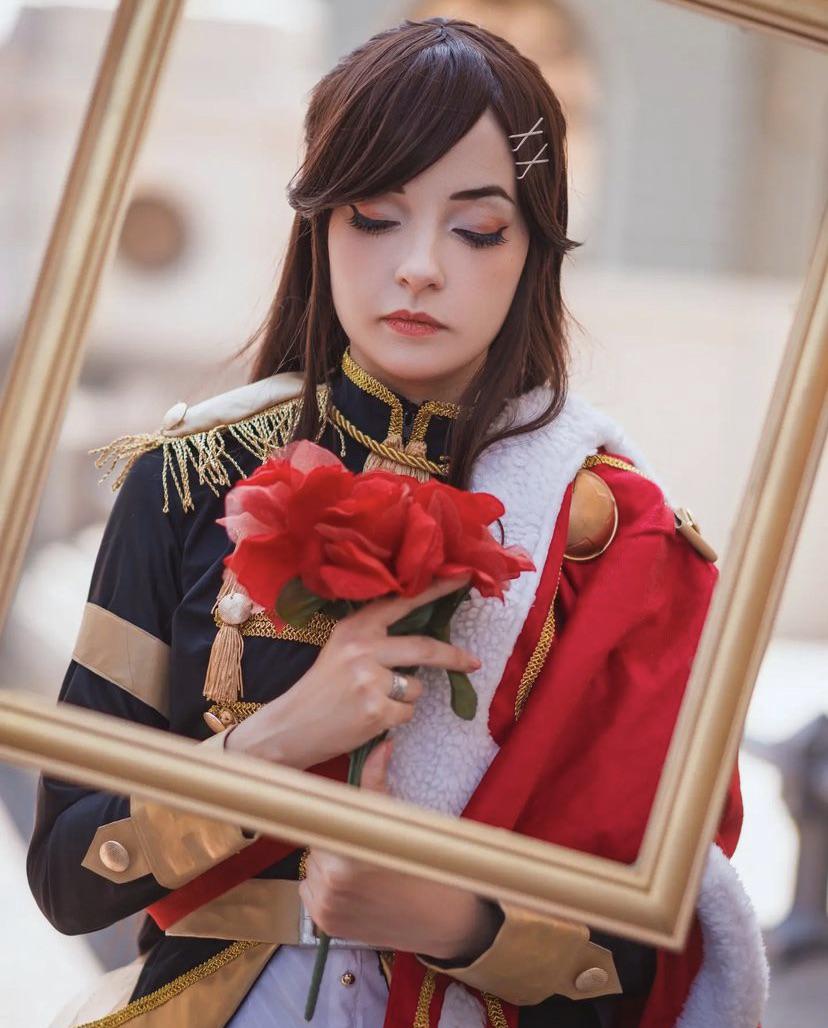 Nassolb's tweet photo. Googling "Tendou Maya" and seeing @miss_faces cosplay appear as the main pic, Pop off queen 🤩🦢 https://t.co/p9oiGl3oCi