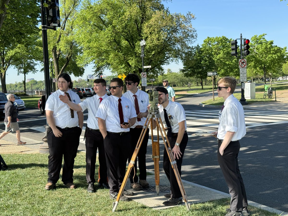 ⁦<a href="/uakron/">The University of Akron</a>⁩ survey program students ⁦<a href="/NSPSINC/">NSPS</a>⁩ student competition in 80’s period dress. ⁦@geo_learn⁩