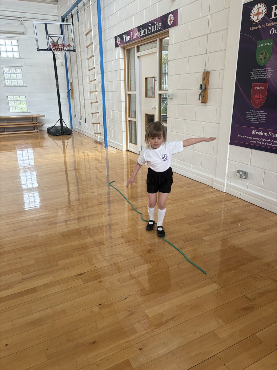 Emmaus_School's tweet photo. Year 1 enjoyed practicing their balance skills in athletics today! We are working hard to strengthen our muscles 💪🏼 #emmausyearone #emmaussport https://t.co/dXllnTS4Ce