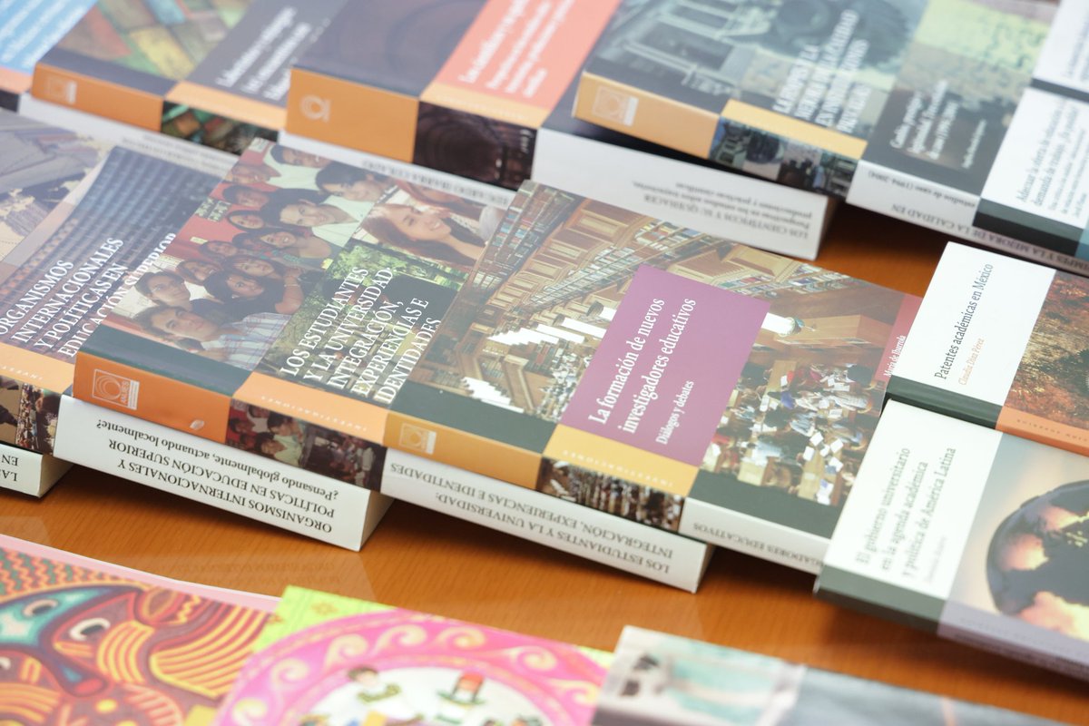 ANUIES's tweet photo. Para conmemorar el #DiaInternacionalDelLibro, la #ANUIES, a través del Centro de Información Sobre la Educación Superior #CISES realiza intercambio y donación de libros 📖 📕 

#DiaMundialDelLibro https://t.co/EWIMEX7LAa