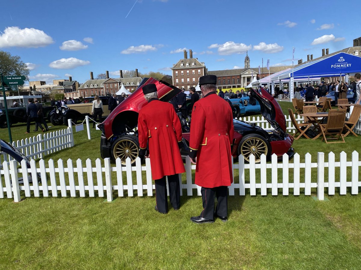 Pagani on a pension #chelseapensioners #pagani