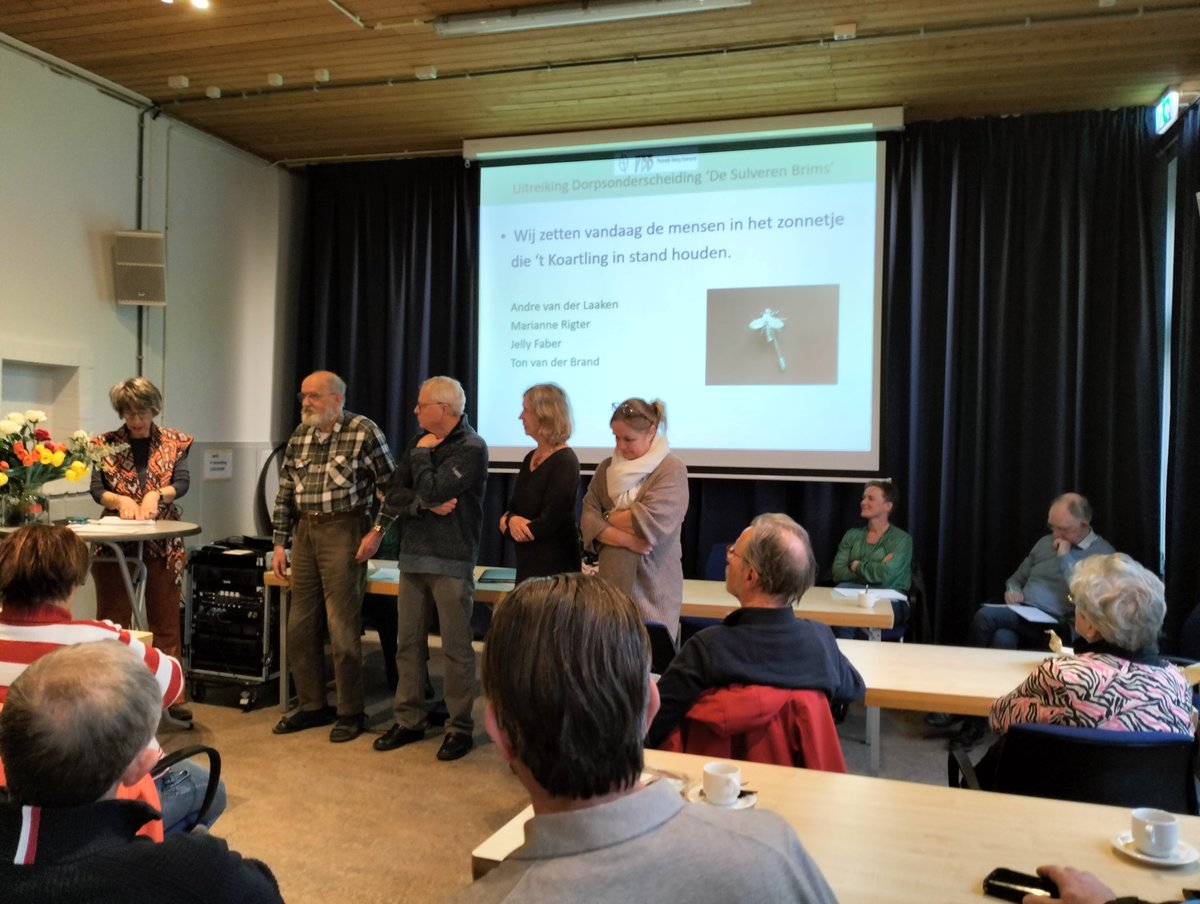 Prachtige keuze om de mensen van  't Koartling in het zonnetje te zetten. De Sulveren Brims