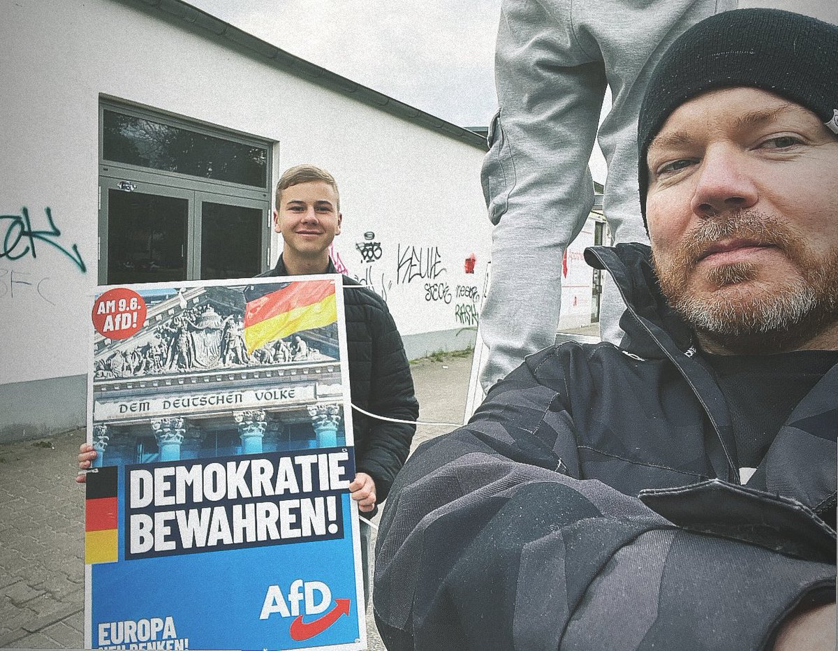 Wieder fleissig am Plakatieren 🇩🇪💙 #Europawahl2024 #nurnochAfD #Berlin #Lichtenberg