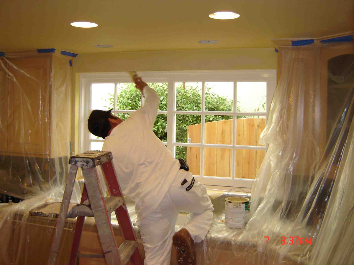 Our expert painters know how to choose the right colors and finishes to enhance your home's curb appeal and overall value. Visit our website for more information about our residential painting services. #ResidentialPainting #Anaheim 
universalcoat.com/about-us/