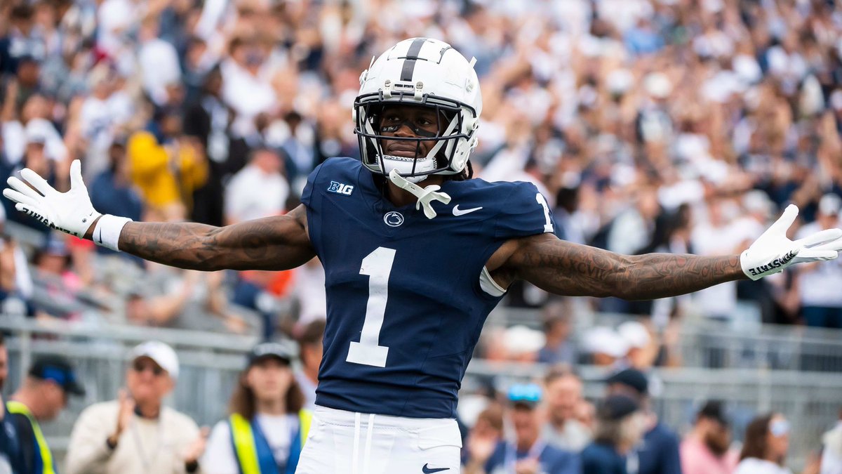 I am extremely blessed to receive my second D1 offer from Penn State University! @PennStateFball @DBarnes_18 @coachjfranklin @FenwickFB @FenwickCoachB