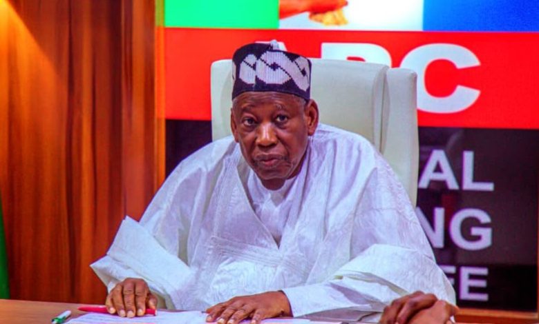 VOTE OF CONFIDENCE National Chairman, Dr Abdullahi Ganduje has received a confidence vote from the Party’s State Chairmen who were at the National Secretariat in Abuja to show their support & solidarity. “We are here to let you know that you remain the captain of the ship.'