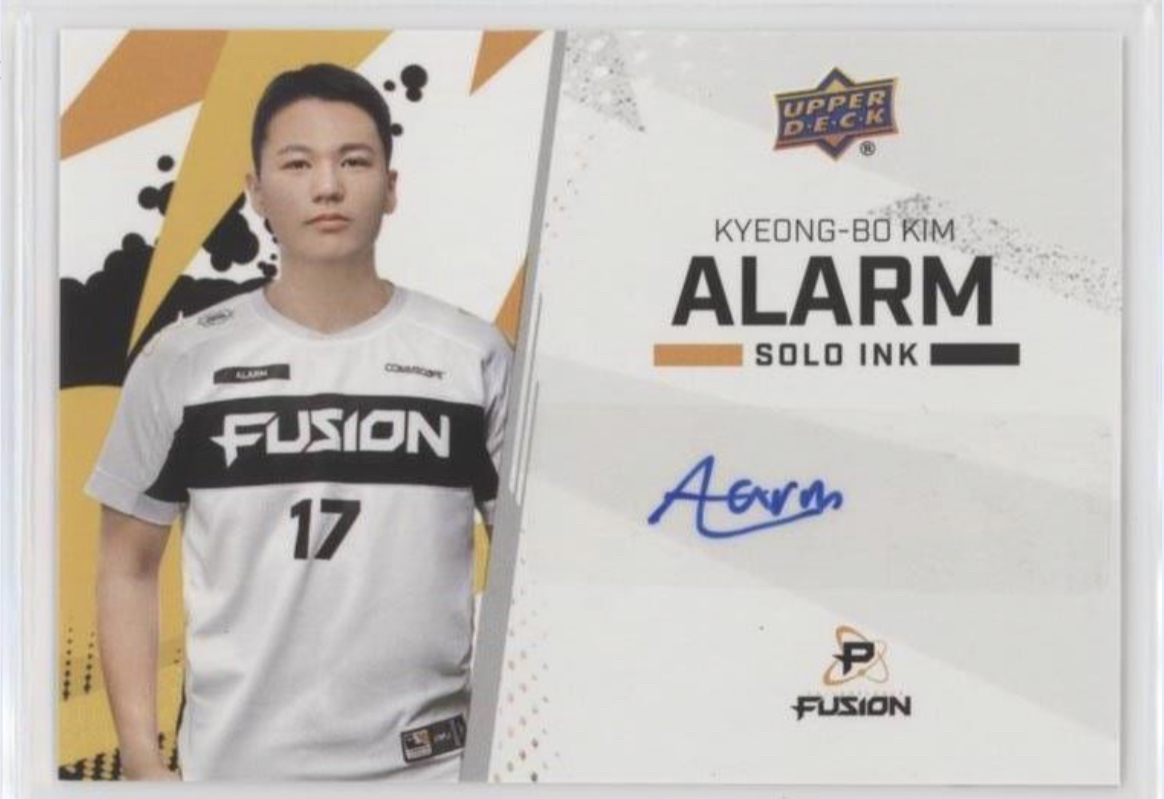 Today I want to do a very special giveaway that is extremely close to my heart 🤍 Alarm's Autographed Card To enter for a chance to win: 🤍Like &♻️Retweet 🧡Follow Me & @UpperDeckEsprts 🤍Comment your favorite memory of Alarm Winner will be chosen on May 1st
