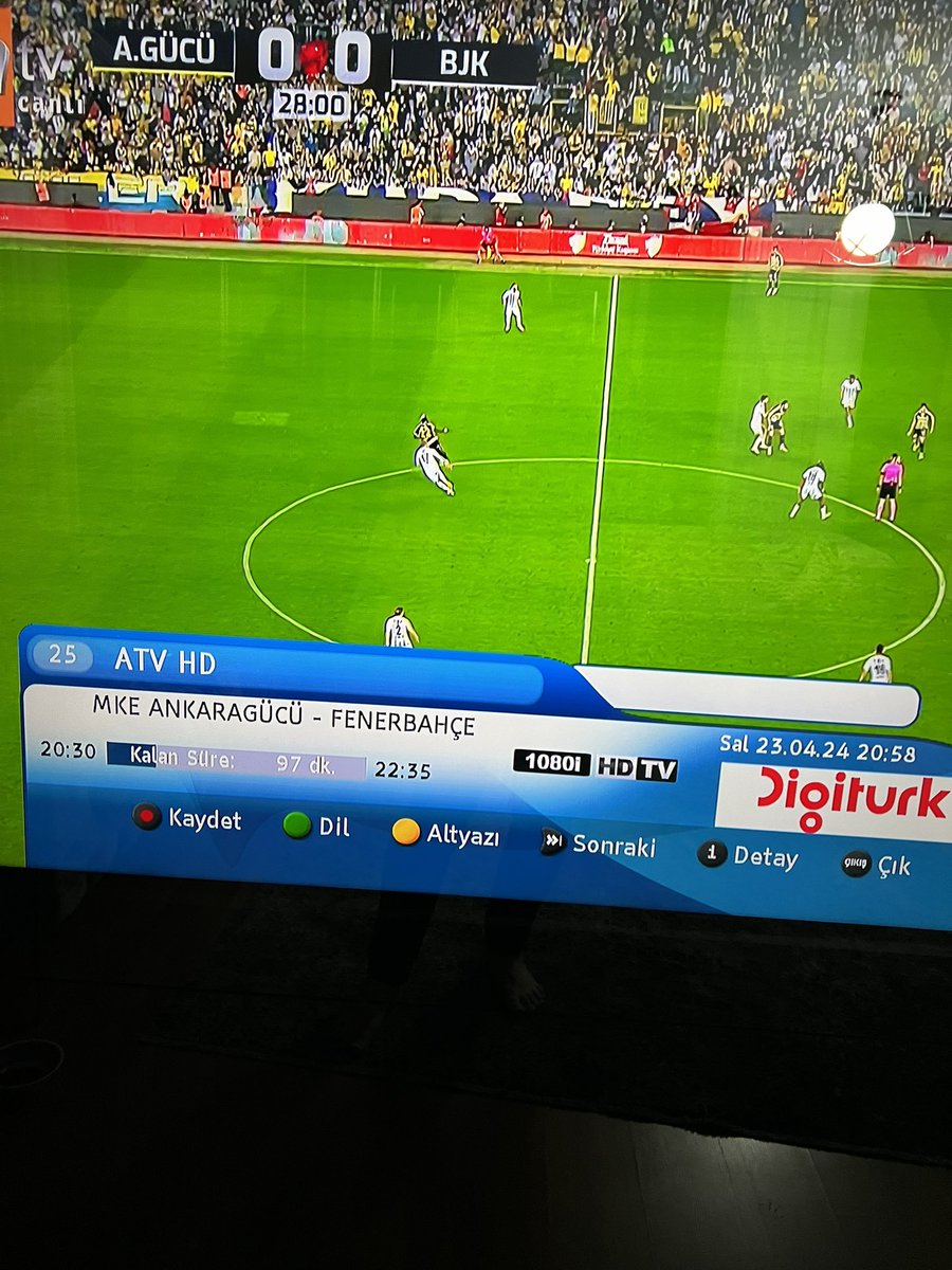 Sayın <a href="/Digiturk/">Digiturk</a> <a href="/DigiturkDestek/">Digiturk Destek</a> ben çözemedim!! Bu maç hangi takımlar arasında  oynanıyor? Ankaragücü-Fenerbahçe mi yoksa Ankaragücü-Beşiktaş mı? 😄 #Besiktaş #besiktasinmacivar   #digiturk