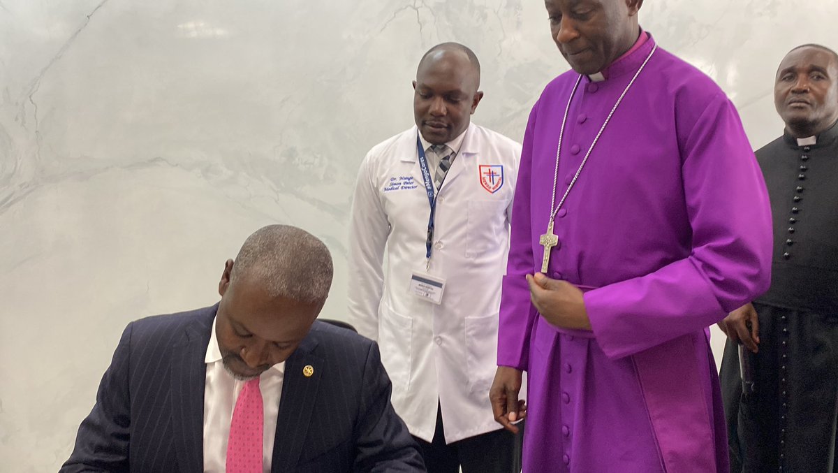 EyeMengo's tweet photo. Rt. Hon.@Thomas_Tayebwa Words cannot express how thankful we are 4 the time &amp;  exceptional presentation during the inauguration ceremony of @EyeMengo complex. Your insights and expertise made a significant impact, &amp; we're grateful for your valuable contribution Towards eye care! https://t.co/mueFrD0OqF