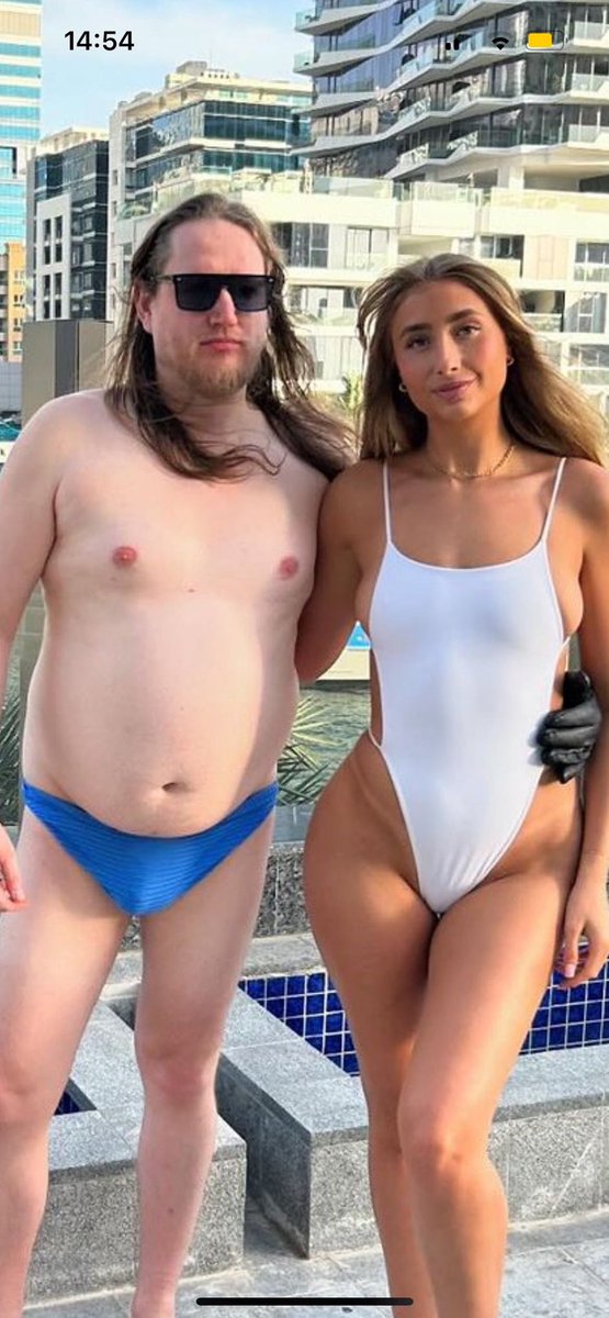 katexbt's tweet image. solana bros circa 3 months from now once price is 400+