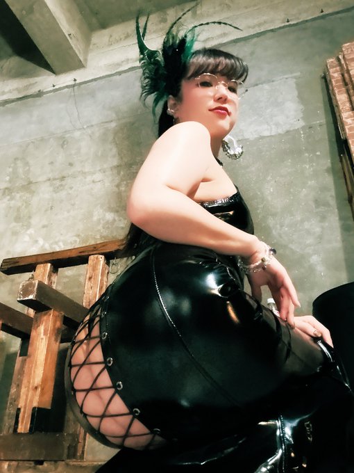 天音うらん’s pics and videos