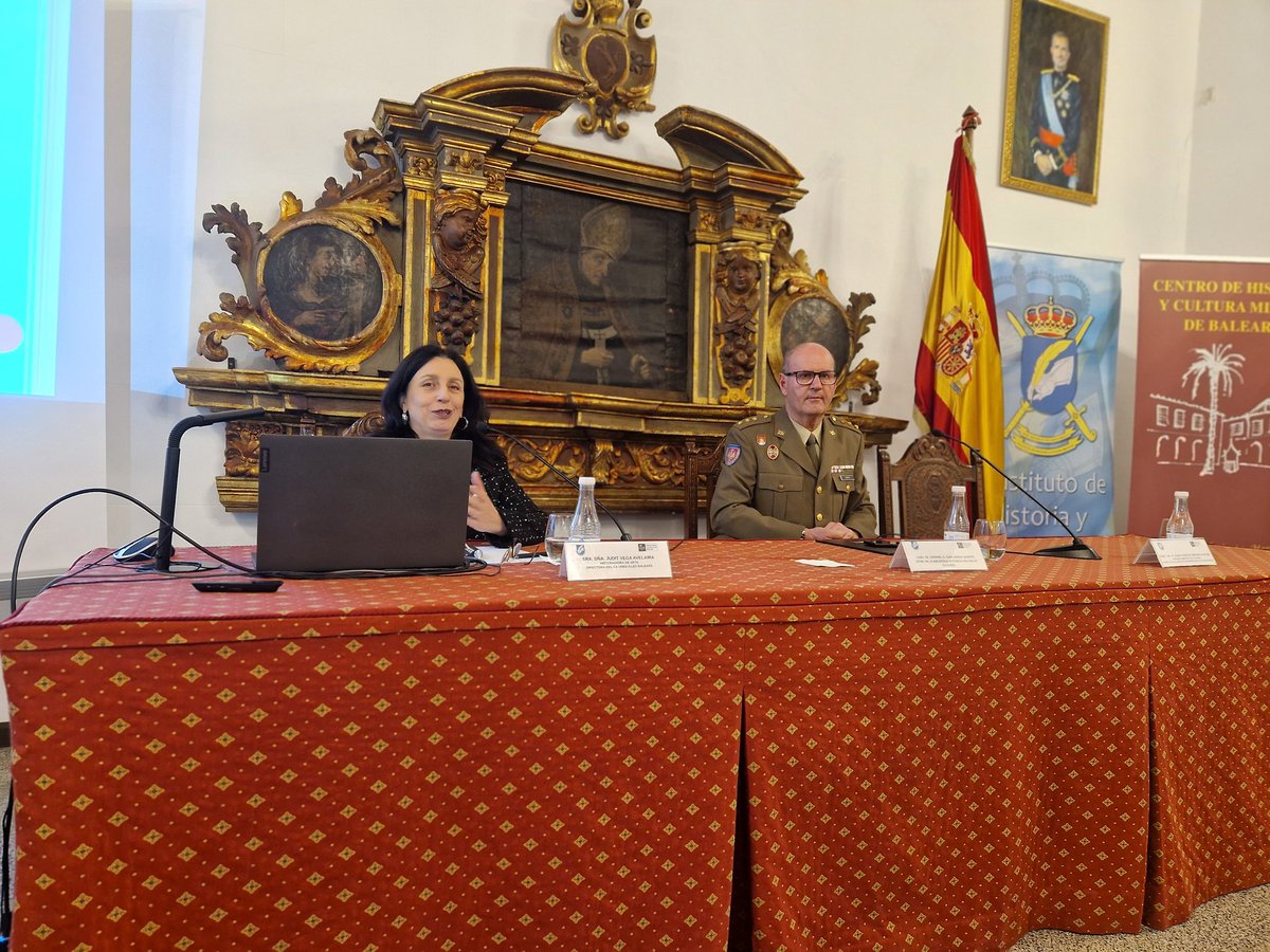 COMGEBAL_ET's tweet photo. Hemos asistido a la conferencia de "Arquitectura Militar de José Ferragut Pou, en Mallorca" a cargo de la Sra. Dña. Judit Vega, Directora de @UNEDIlles, en el #CHCMBAL. @IHyCM_ET.
@MCANA_ET #COMGEBAL https://t.co/pWhHsAyVjJ