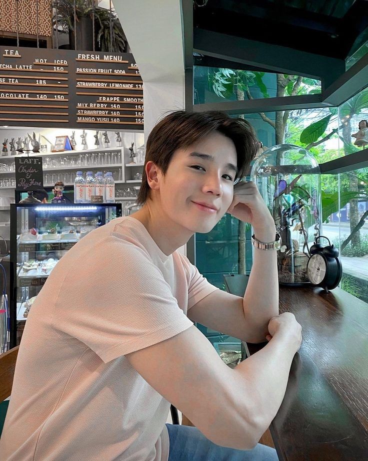 jihoongfr's tweet photo. jimmy boyfriend material  ♡ https://t.co/9uKFsiATTq
