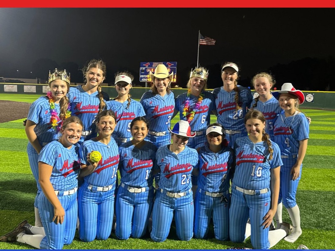 It's celebration time! Shoutout to the Lake Highlands and Pearce High School softball teams for making it to the playoffs! For schedule details, visit at risd.org! ⚾💪 #RISDWeAreOne