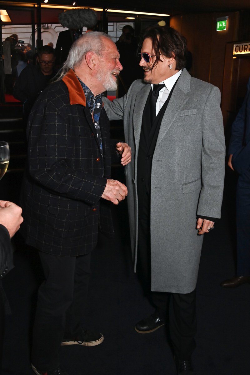 Thought I'd share HQs of these two cute pics of Johnny Depp with Terry Gilliam at the recent Jeanne du Barry UK premiere, because #JohnnyDeppIsLoved. 🥰❤️ And also because I'm so happy we got pics of them together. 🥹😍 #JohnnyDepp #JohnnyDeppIsABeautifulSoul