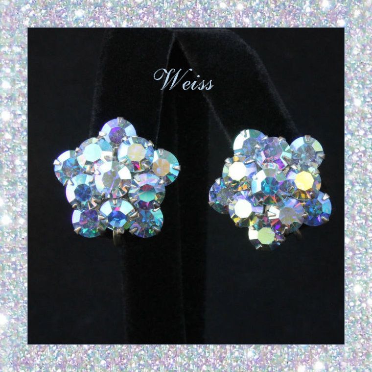 Weiss Blue Rhinestone Star Screwback Earrings buff.ly/3QfNwEC