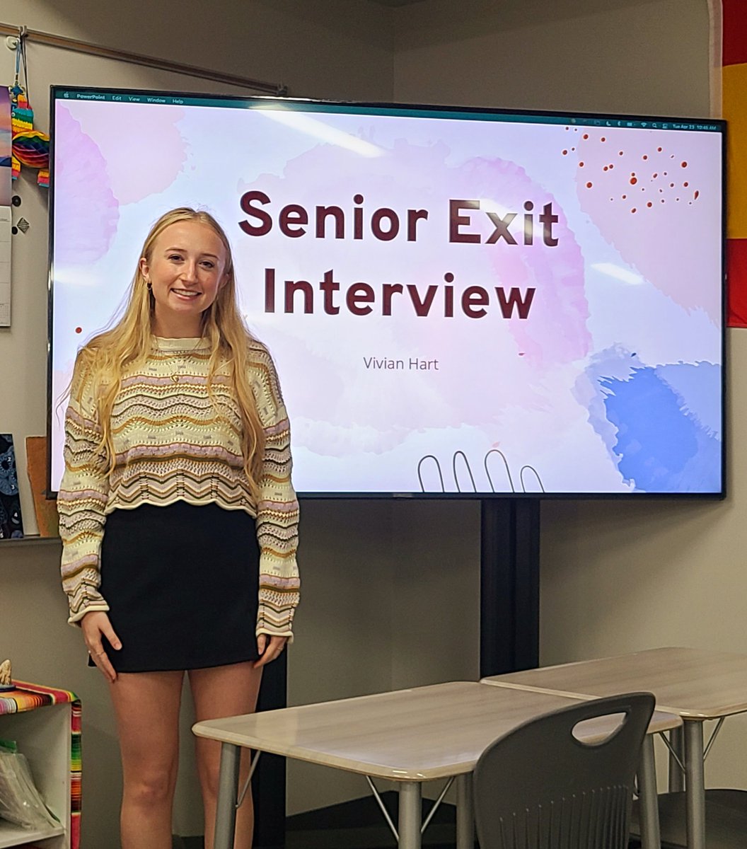 NPHS Seniors did a marvelous job presenting their Senior Exit Interviews today. It was amazing to witness the passion these students have for their unique interests. @VoelzJames @MooreNPJH @MitchanerNPHS #wearedragons #newpalproud