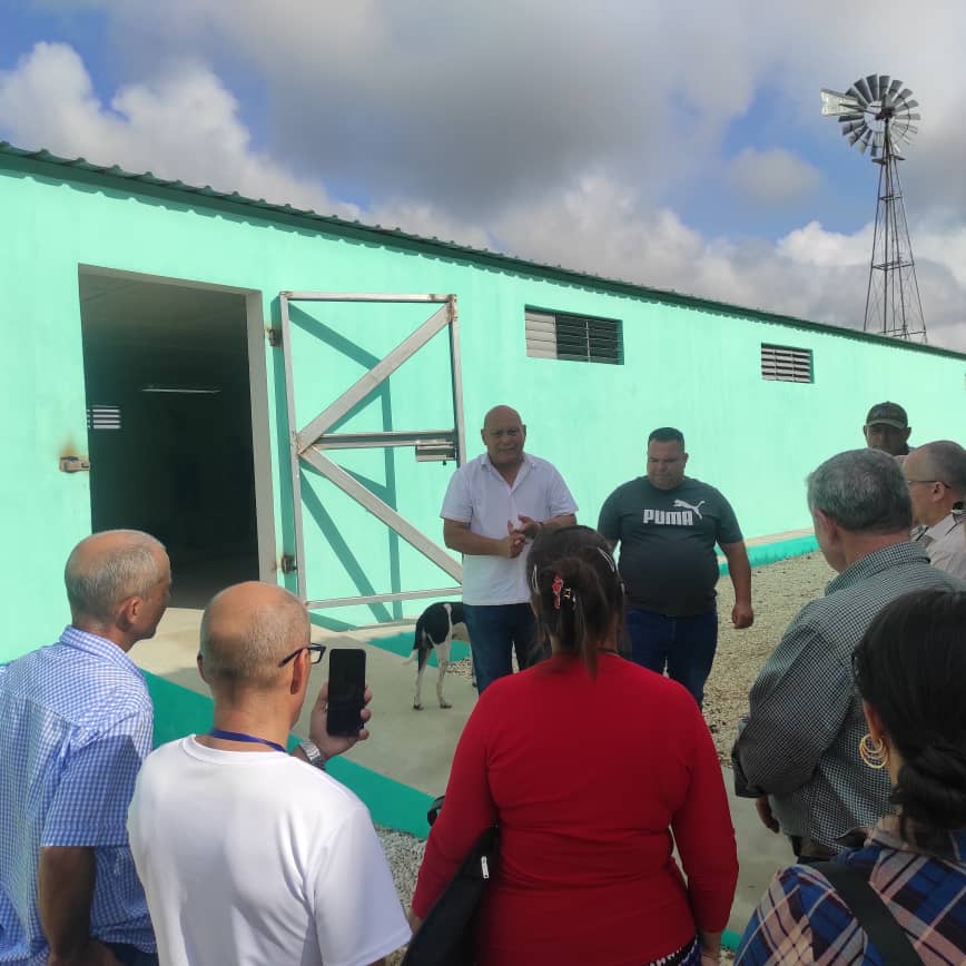 Emp_ABTSS's tweet photo. En el día de hoy se inaugura la Escogida de Tabaco del productor Anieski de la Cruz.
#SanctiSpíritisEnMarcha
#ABTSS https://t.co/SBgugvpKrJ
