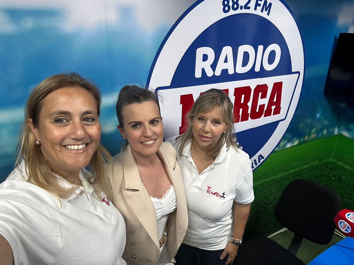 ☝️ La Vela Latina y el bote @tara_del_mar fueron protagonista en el MARCA se escribe con M de Mujer. 🎙️ Sara Navarro, presidenta y tripulante, y Teresa Pérez, tesorera, estuvieron con @Barbara__Prieto en una entrevista que estará disponible en nuestra cuenta de Ivoox.