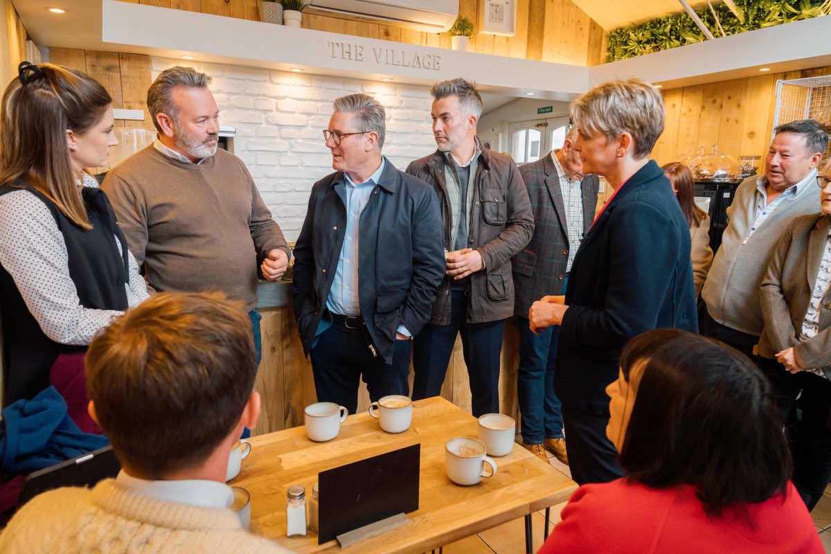 A pleasure to have @Keir_Starmer and @YvetteCooperMP in Cawood today to discuss the very real issue of rural crime. Rural crime is on the rise. By introducing our rural crime strategy and bringing agencies together, Labour will be the party that tackles the problem head on.